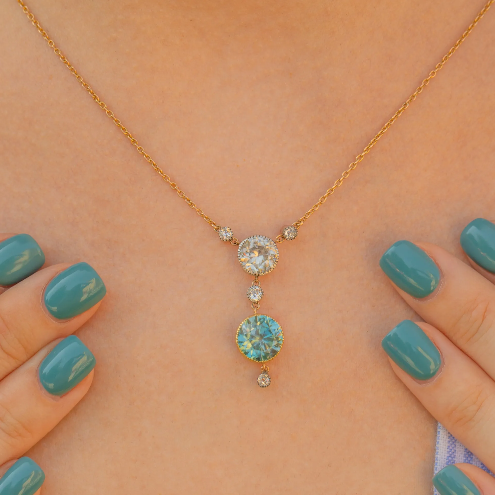 Antique 15ct Gold Blue Zircon Drop Necklace, 4.30ct Zircon