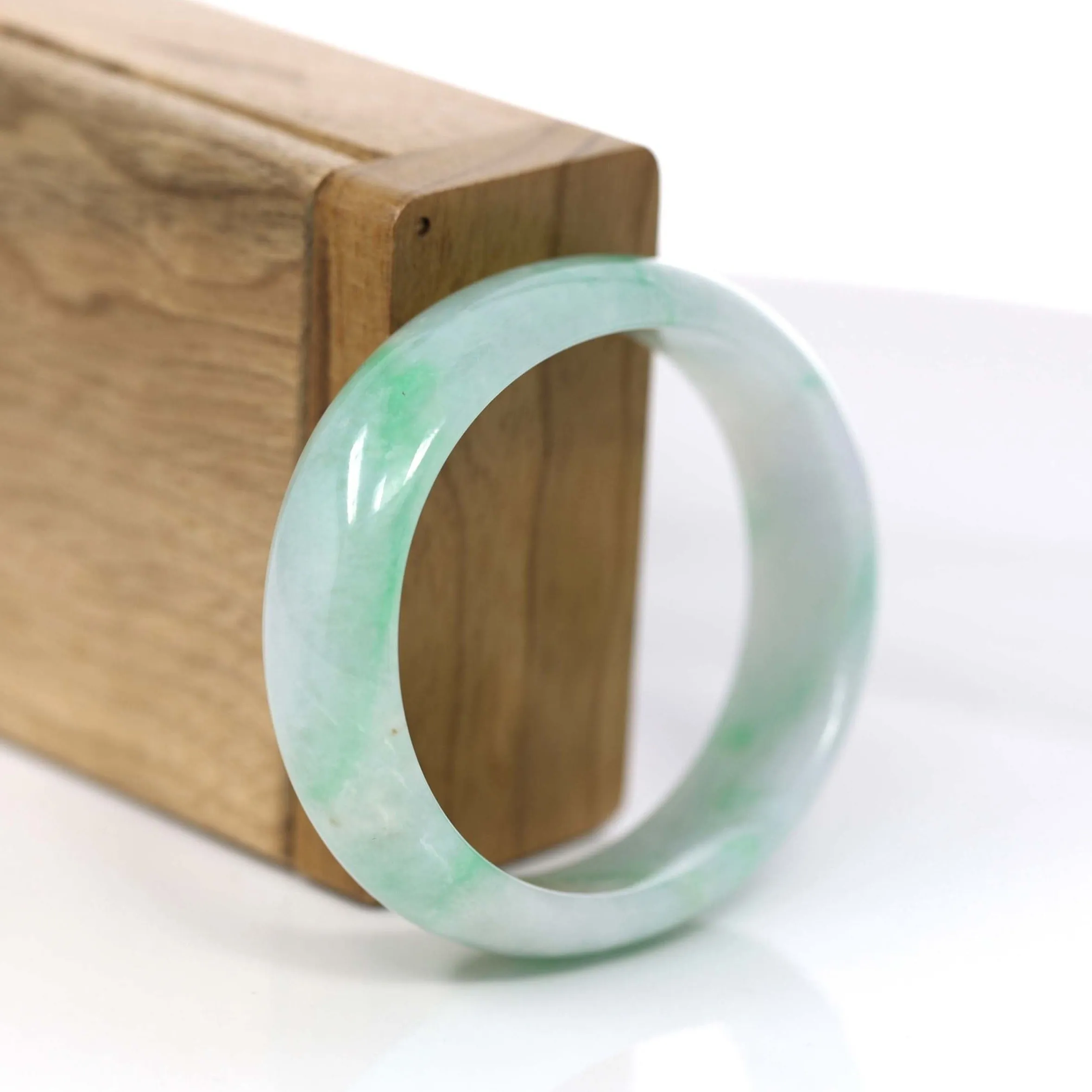Baikalla™ "Classic Bangle" Genuine Jadeite Jade Green Oval Bangle Bracelet (55.83mm)#924