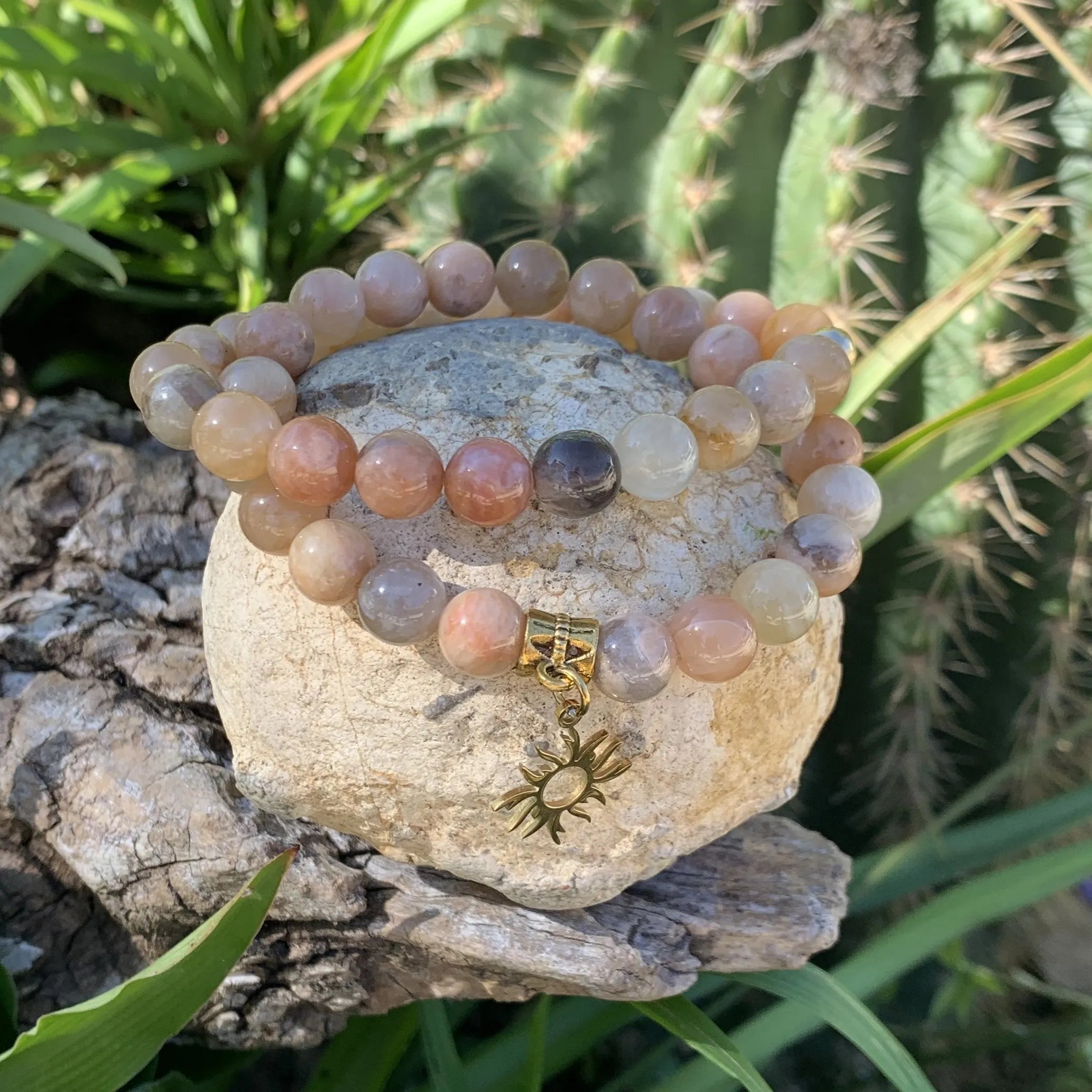 Bracelet pierre de soleil naturelle "une source de chaleur en hivers"
