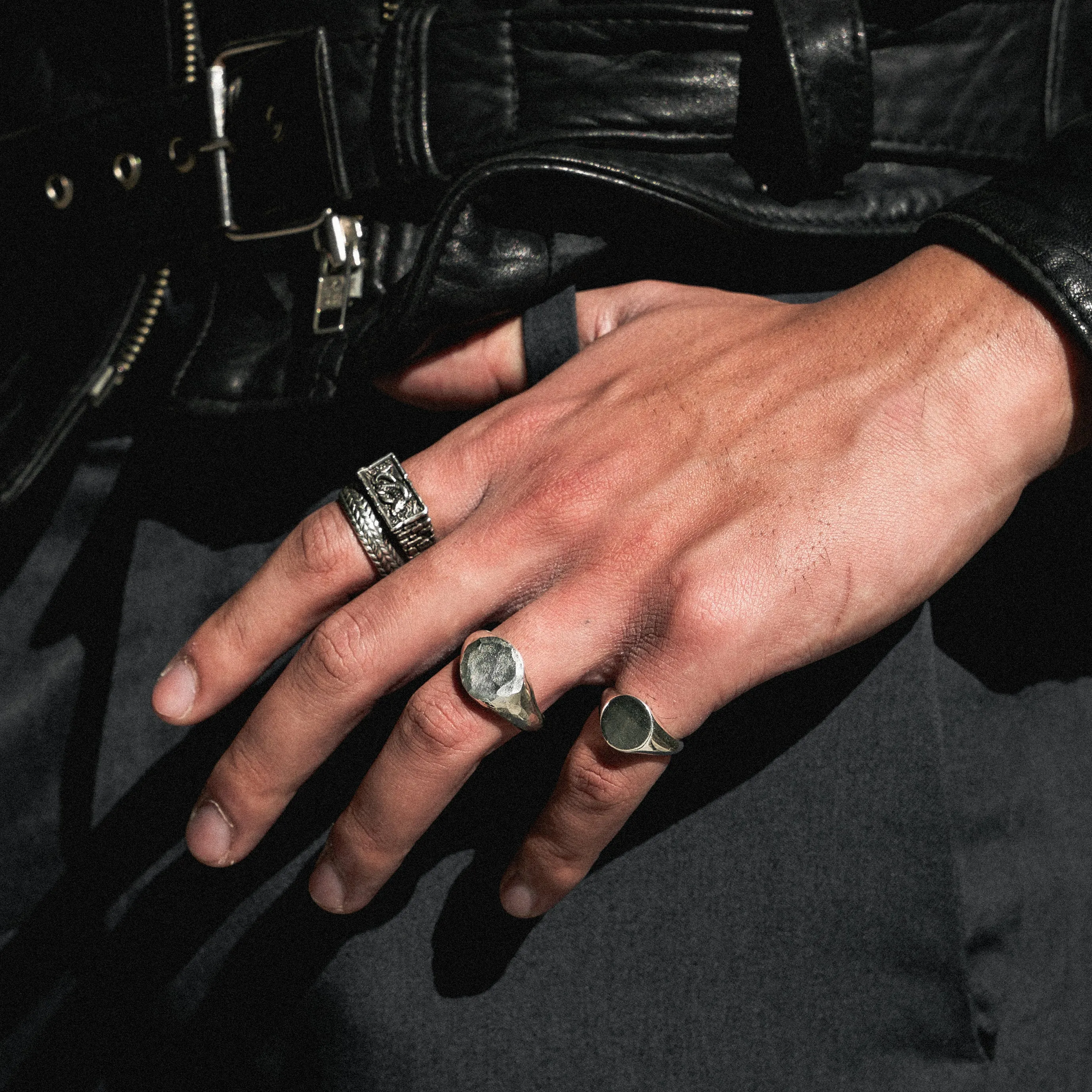 Classic Signet Ring - ATROPHY SIGNET