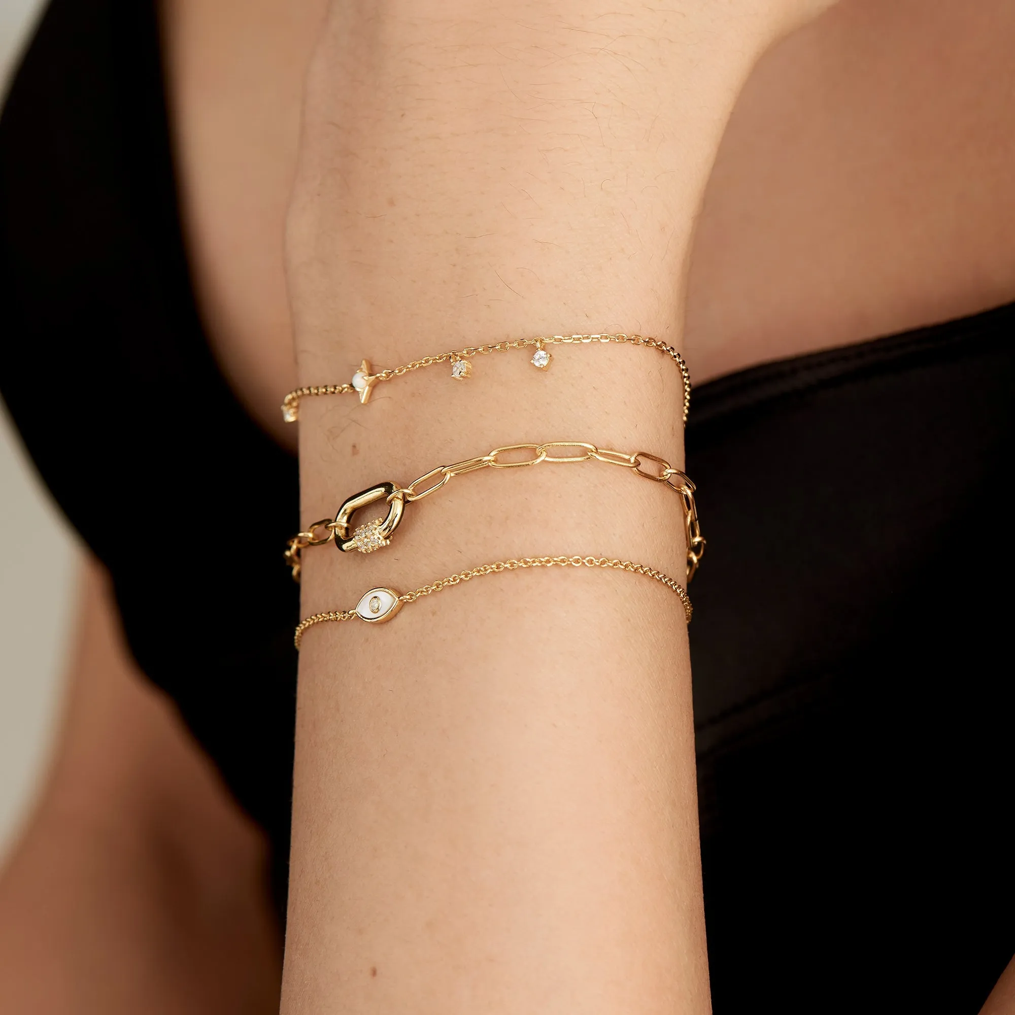 Exquisite Gold Star Kyoto Opal Bracelet - Elegant Jewelry Accessory