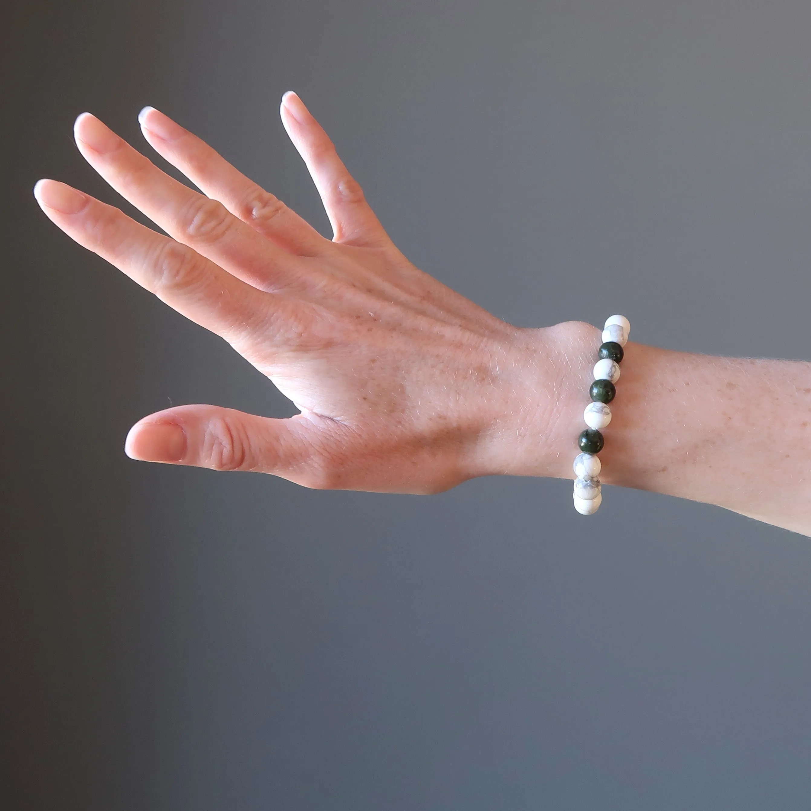 Howlite Jade Bracelet Love of Money Abundance Stones