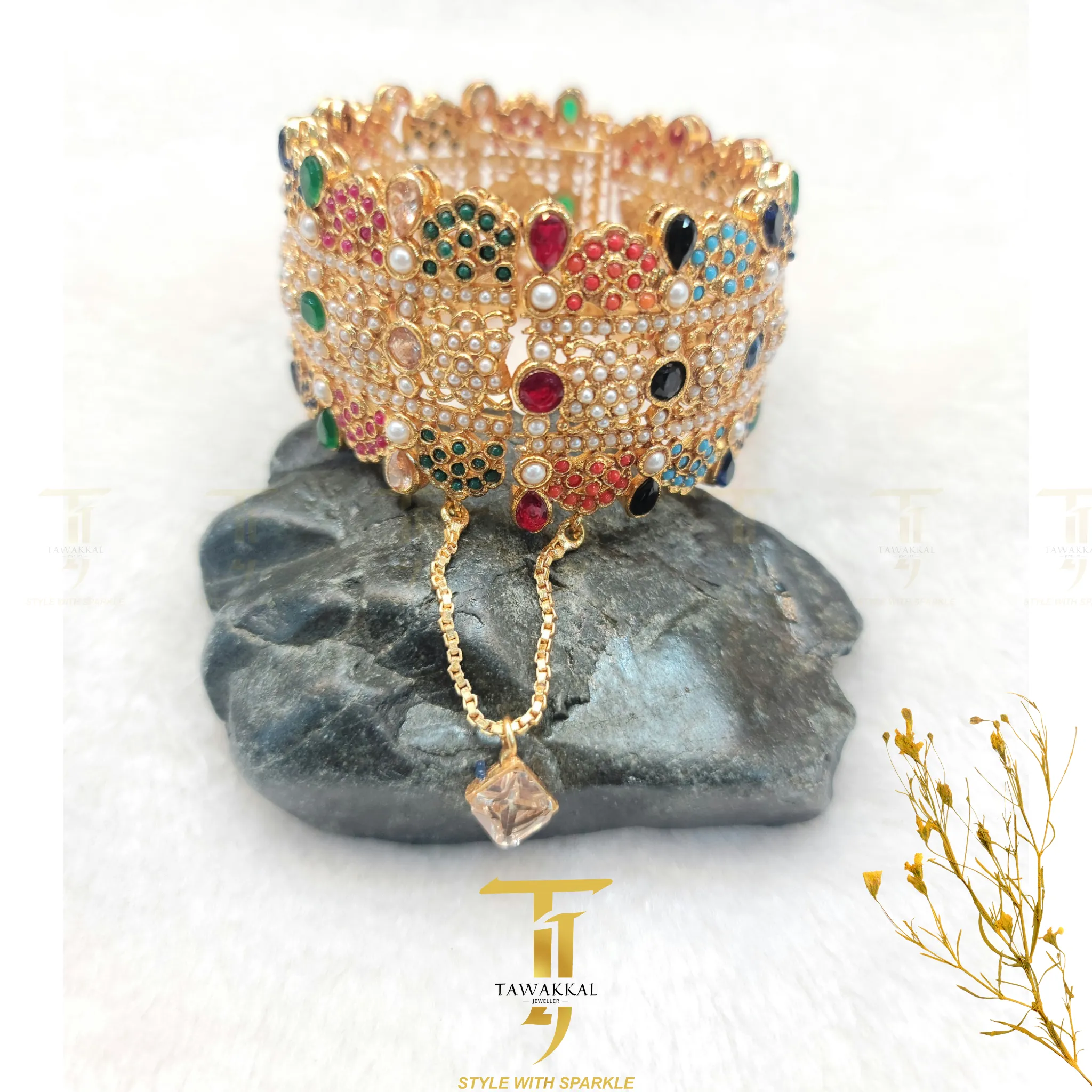 Nauratan majesty zircon Bangles
