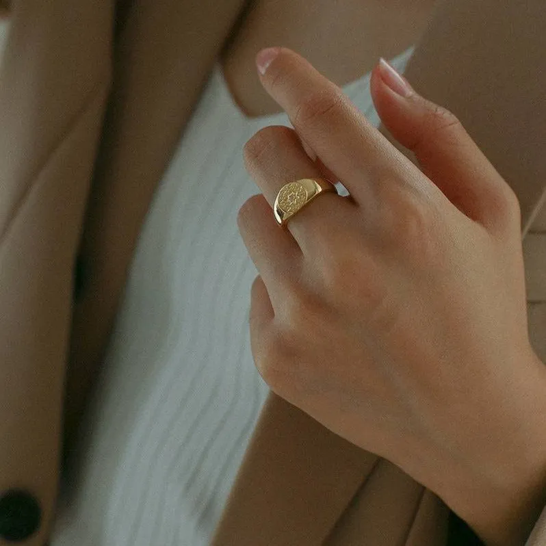 Pure Signet Ring