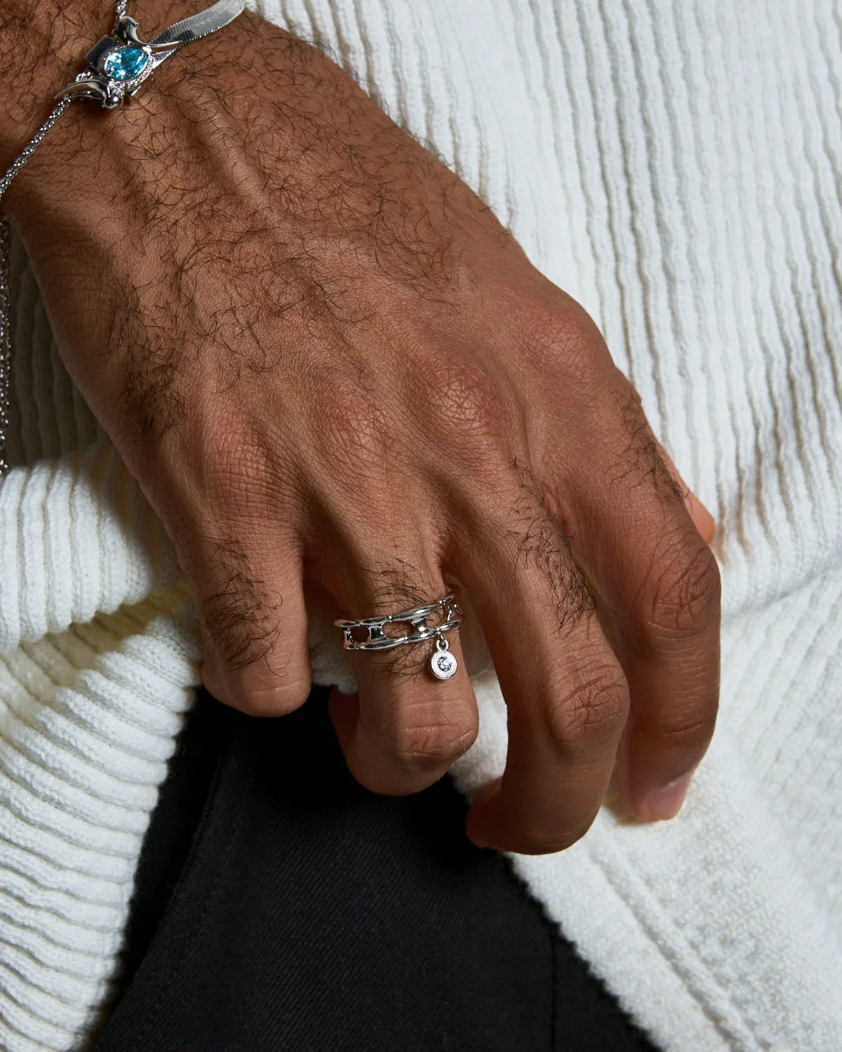 RADIANCE Crown-shaped Ring