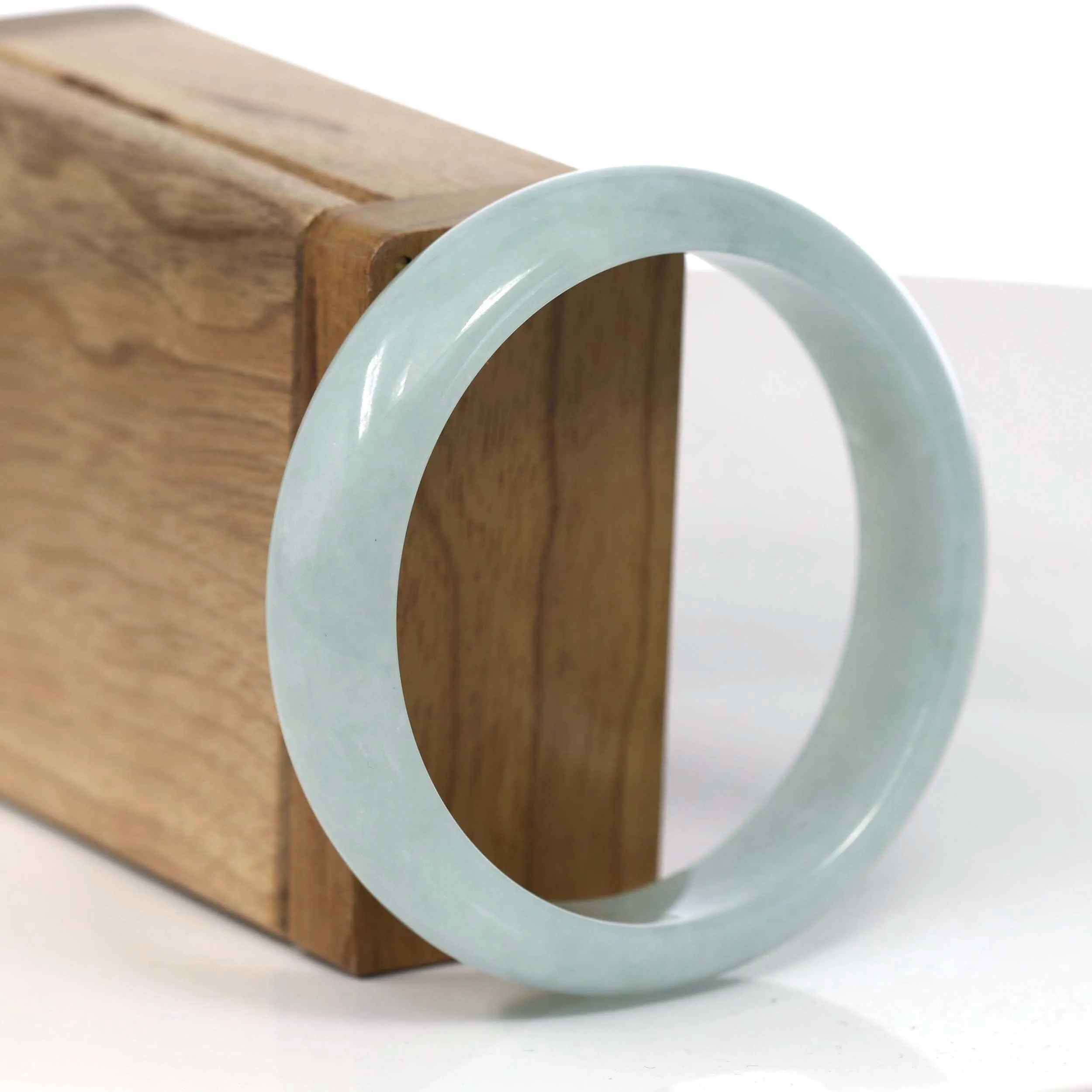 RealJade® Co. Classic Green Natural Jadeite Jade Bangle (58.93 mm )#T126