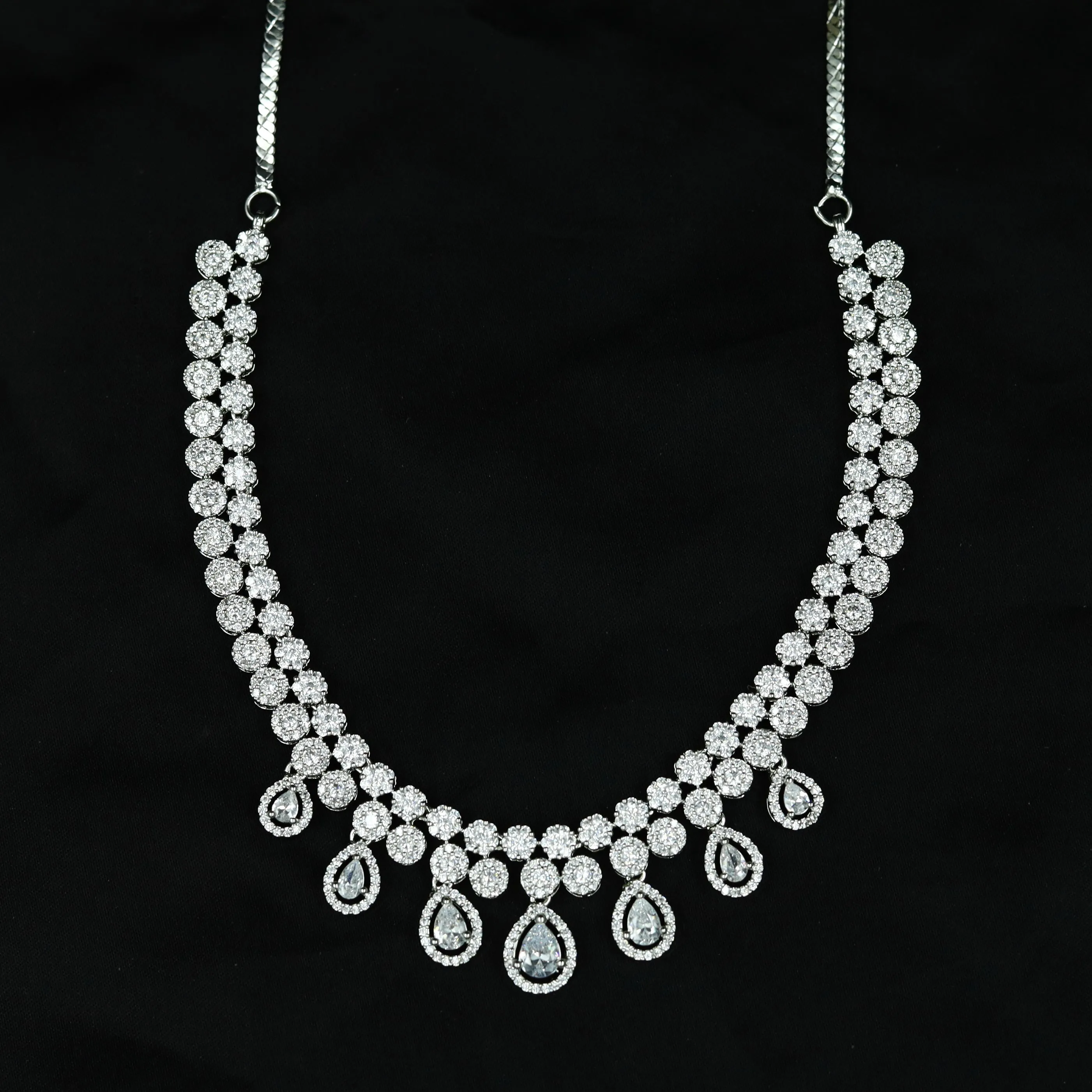 Round Neck Zircon/AD Necklace Set 12530-28