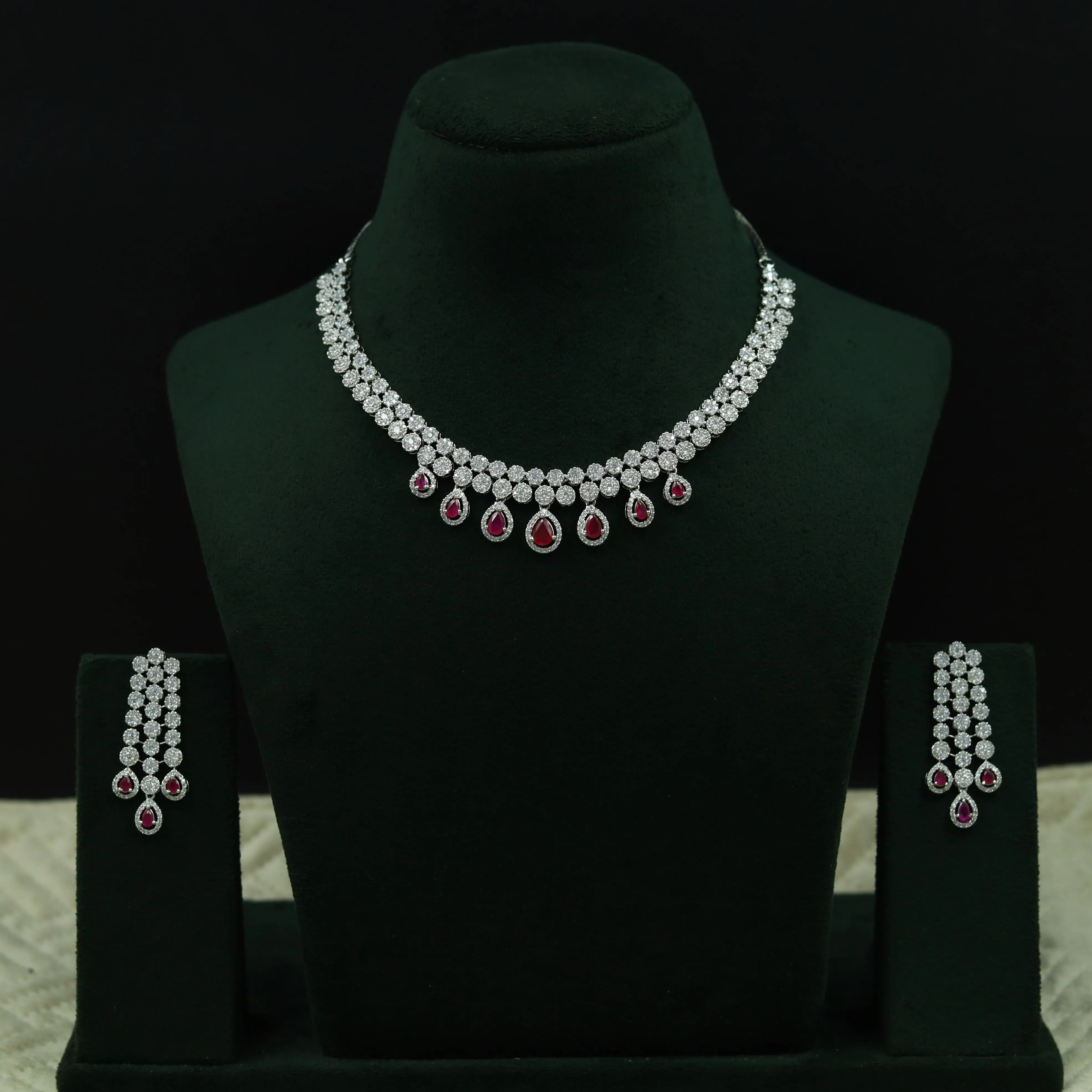 Round Neck Zircon/AD Necklace Set 12530-28
