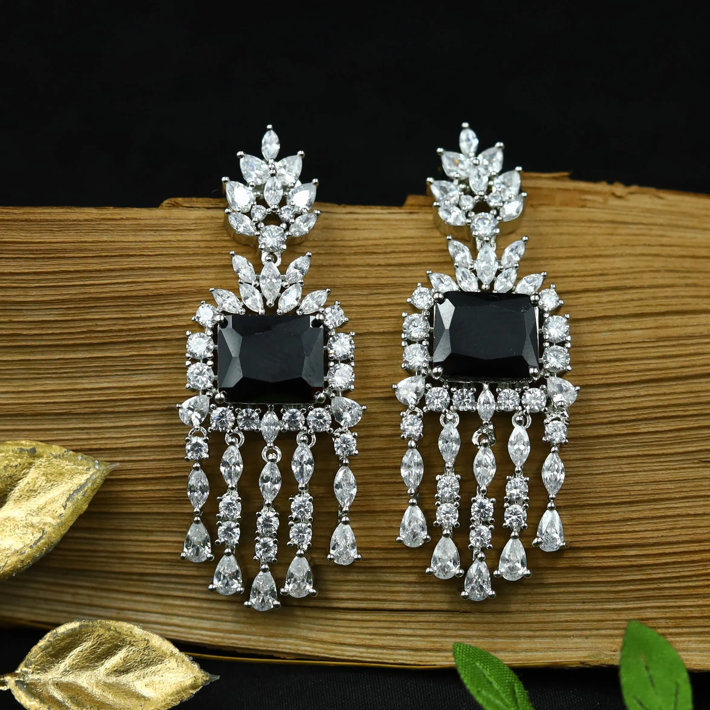 Round Neck Zircon/AD Necklace Set 12531-28