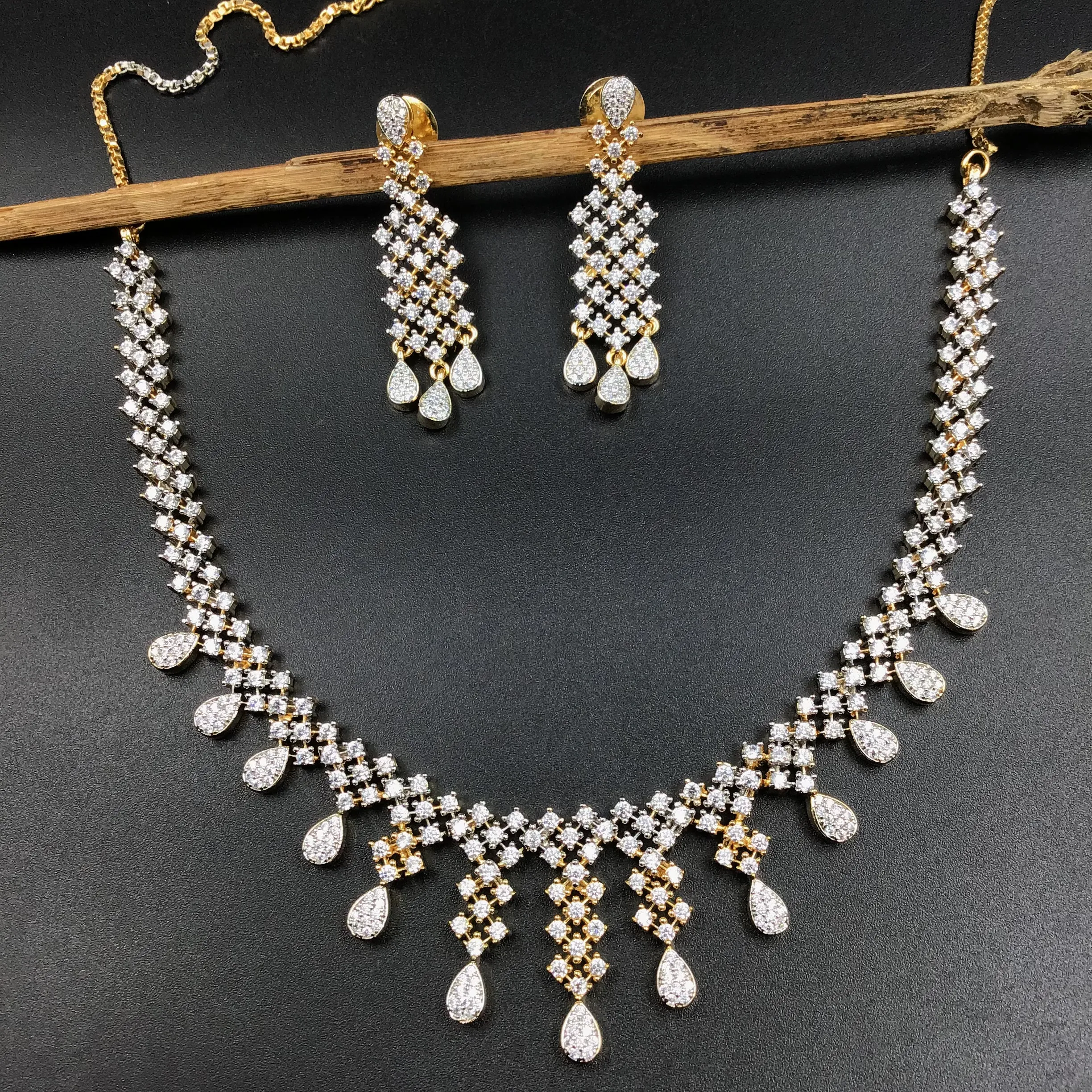Round Neck Zircon/AD Necklace Set 6209-08