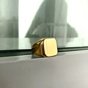 Signet Ring