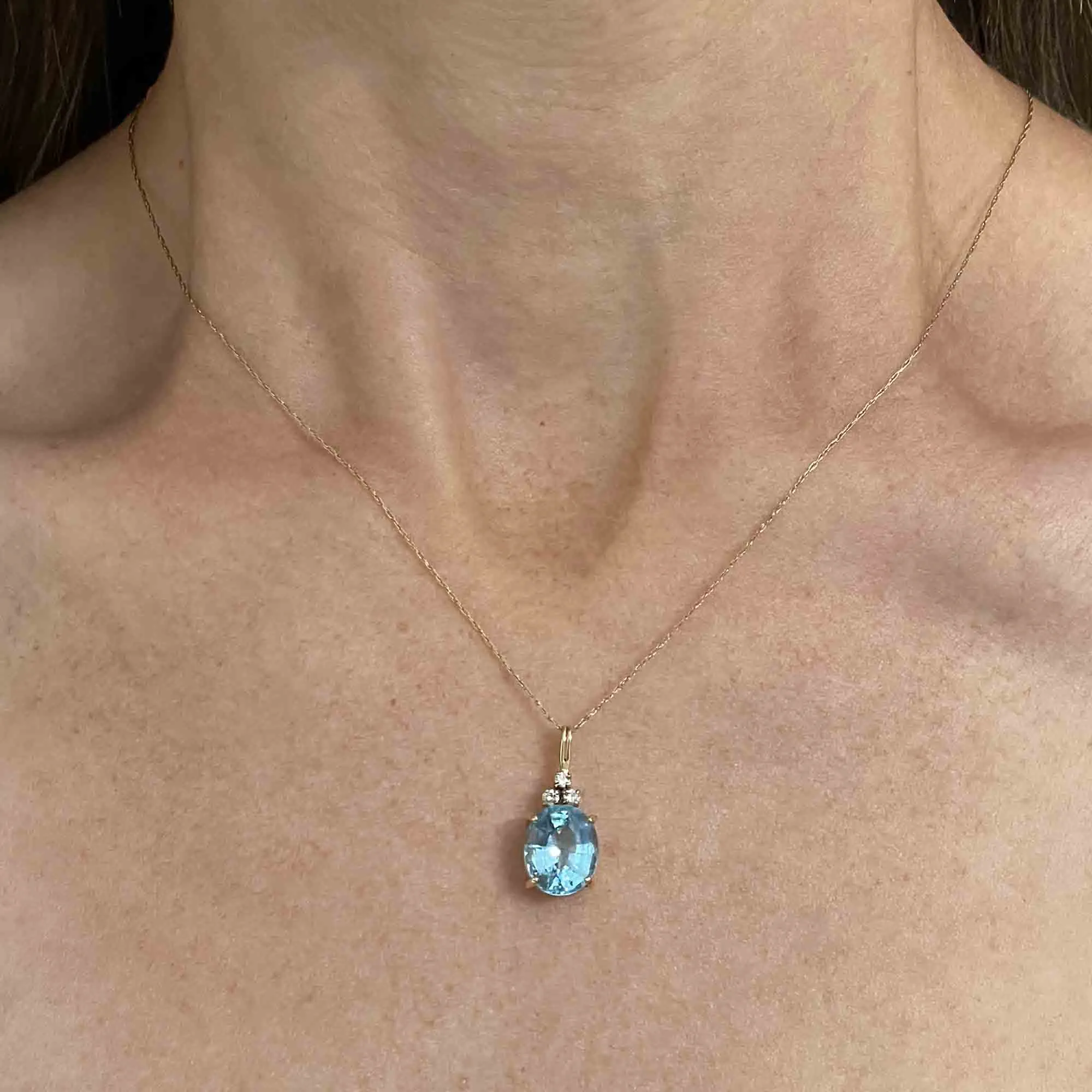 Vintage 14K Gold Diamond Blue Topaz Pendant Necklace