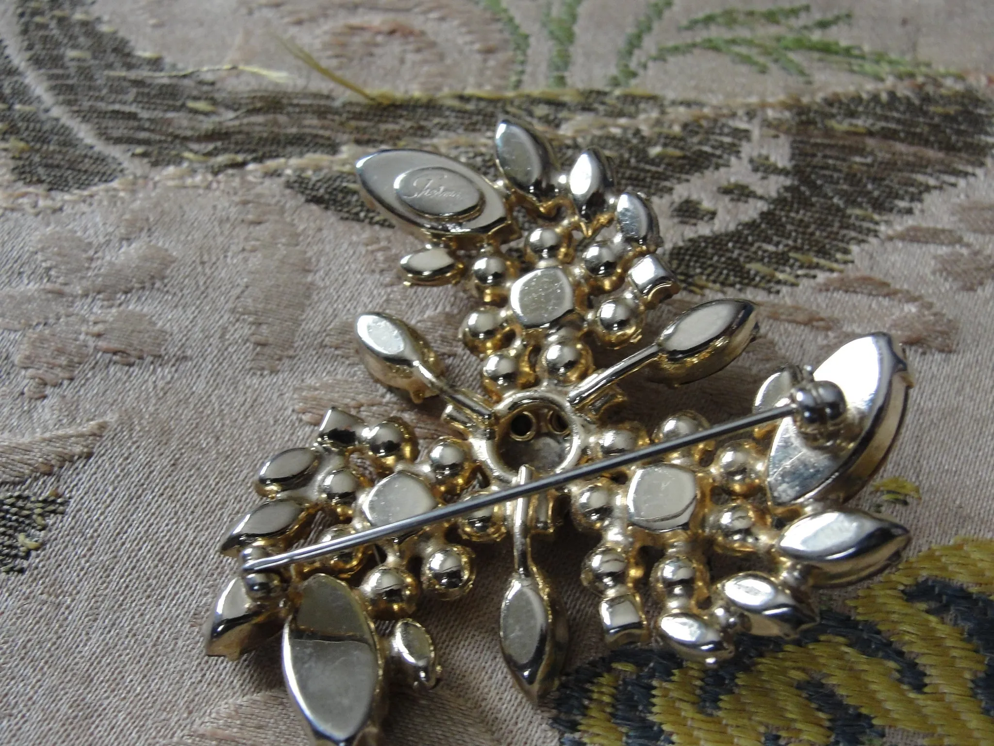 Vintage SHERMAN Signed Glittering TOPAZ Citrine Rhinestones Brooch,Prong Set,Brilliant Rhinestones,Dazzling Swarovski Crystal,Collectible Jewelry