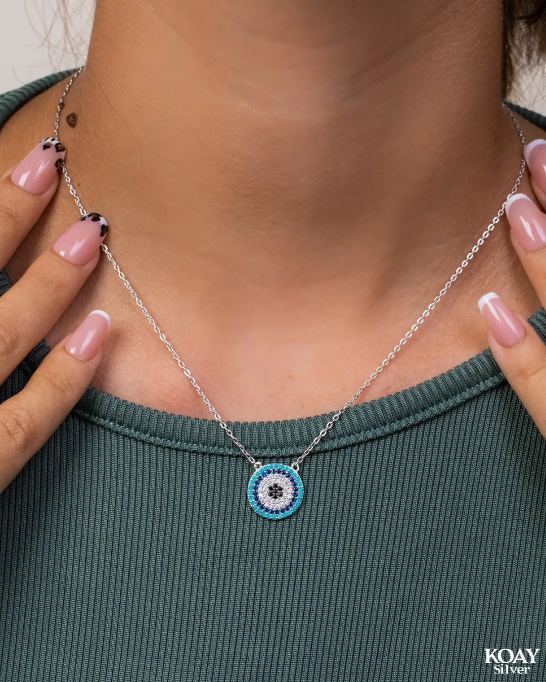 Zircon Eye Necklace
