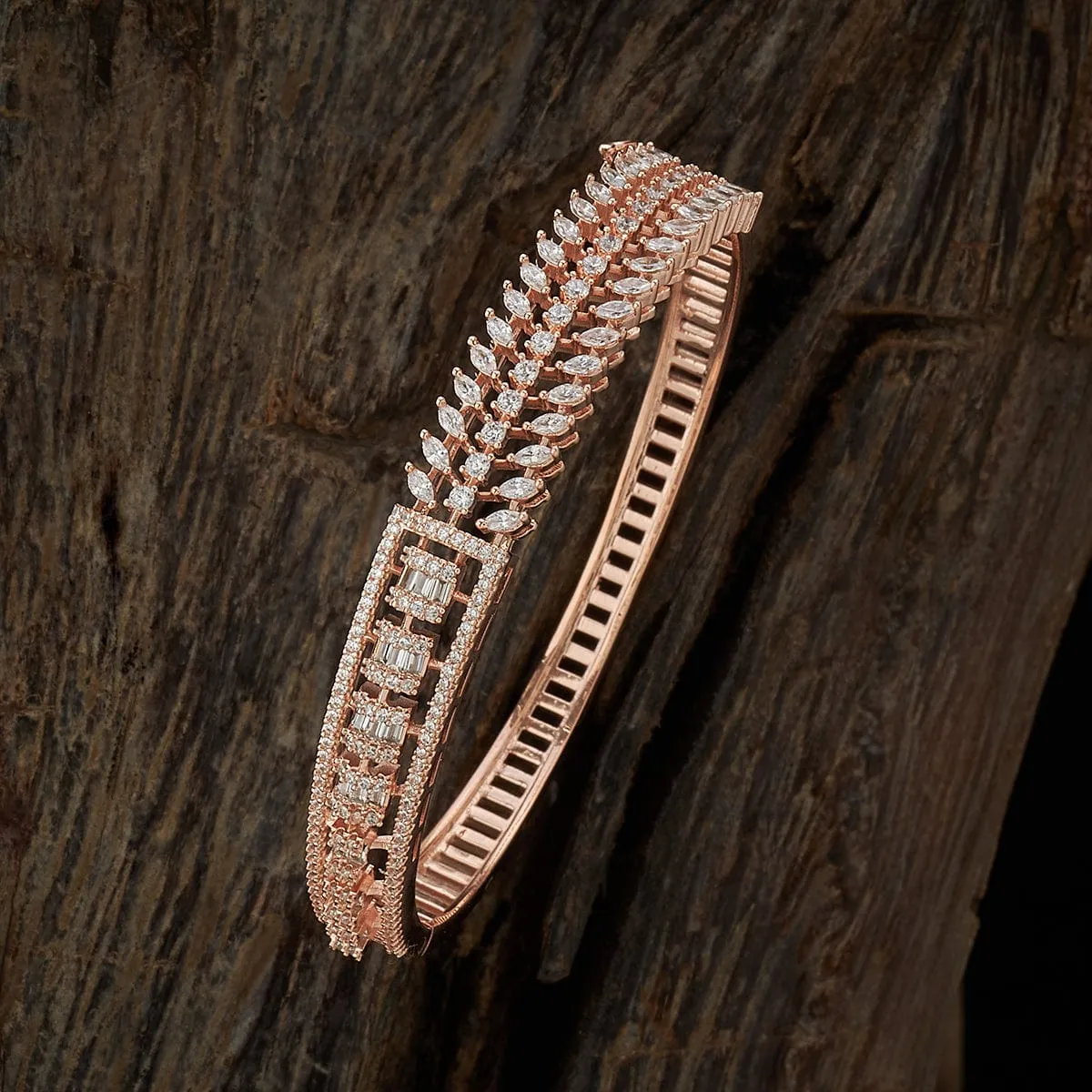 Zircon Kada 170358
